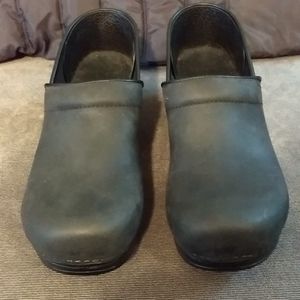 Dansko men's black shoes size 44/10.5/11 - run small